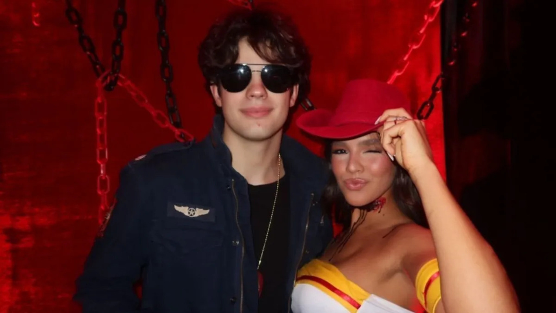 Duda Guerra curte festa de Halloween com Rodrigo Silva, caçula de Faustão, e web aponta romance