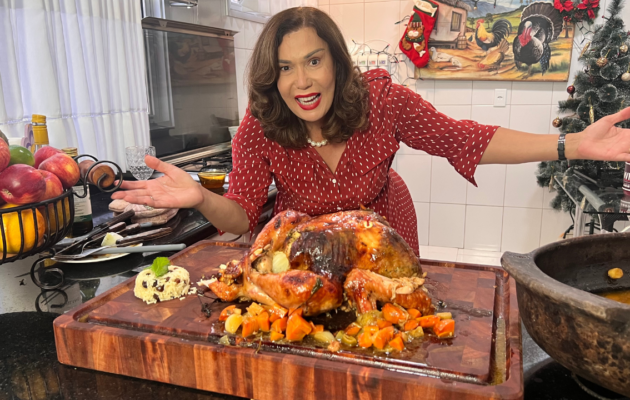 🎥✨ NATAL BRANCO NA ISLÂNDIA: TRADIÇÕES, EMOÇÕES E SABORES! 🎄🦃 Receita de Peru Recheado & Dicas de Saúde Essenciais! 💪🍶