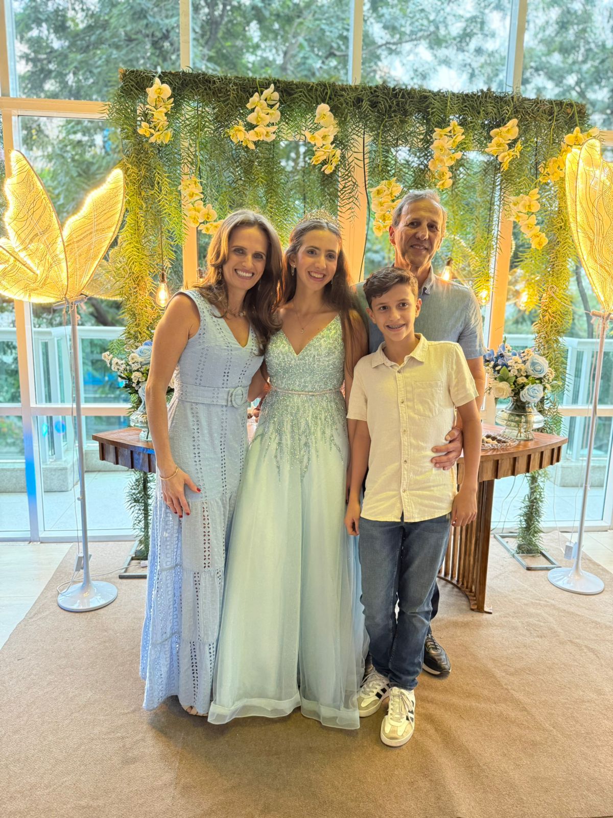 ✨ Sophia Celebra Seus 15 Anos em Uma Noite de Sonhos Repleta de Emoção e Encanto