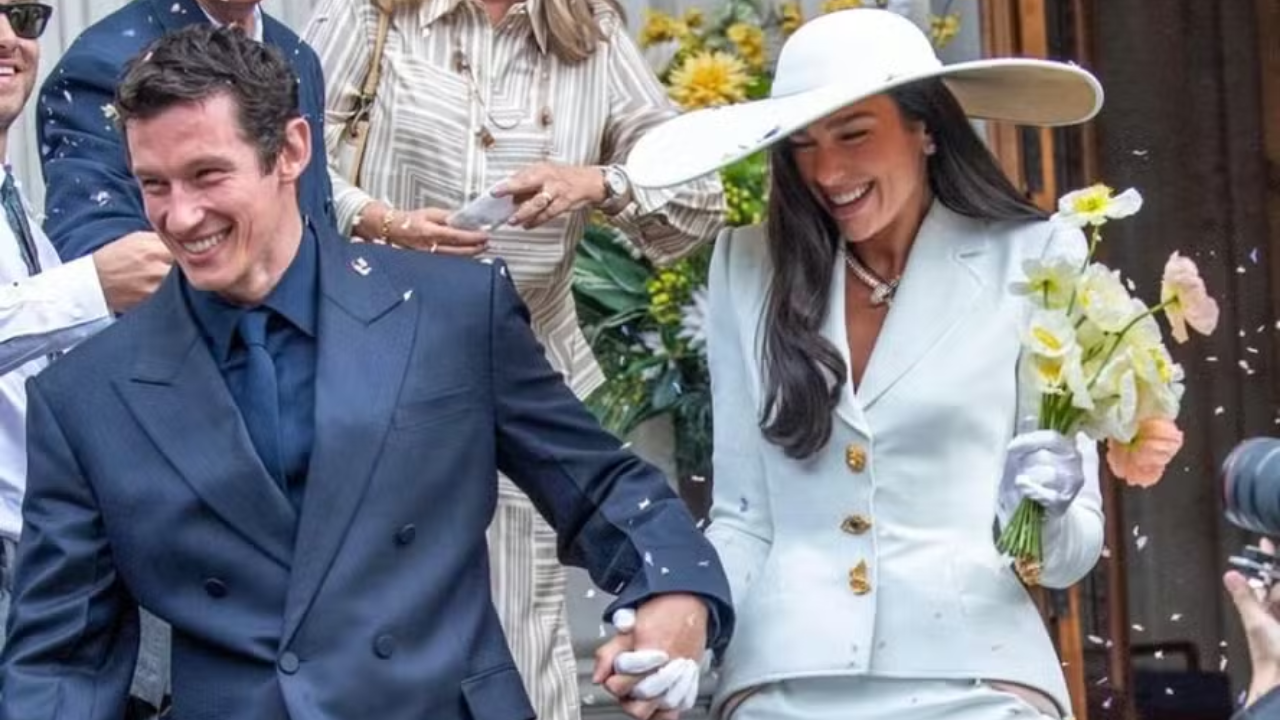 Dua Lipa e Callum Turner se casam em cerimônia secreta e íntima em Londres